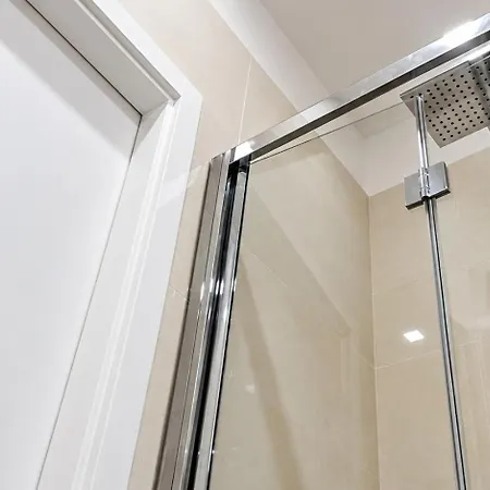 Lch-lateran Charming House Apartment *
