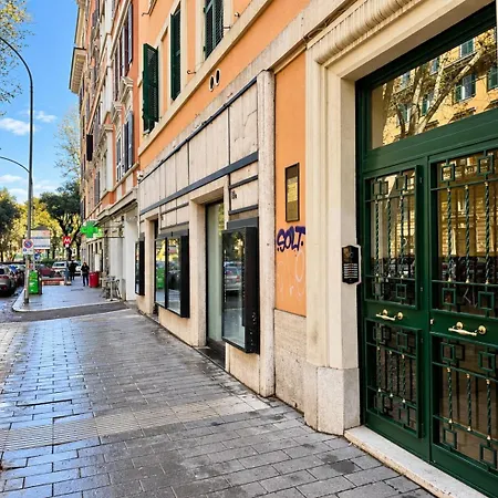 Lch-lateran Charming House
