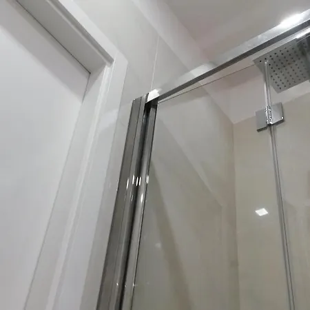 Lch-lateran Charming House *