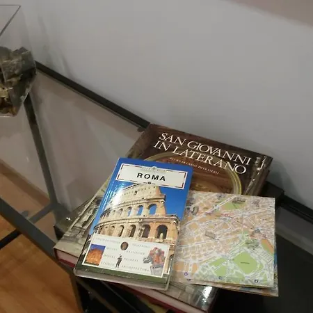Daire Lch-lateran Charming House Roma